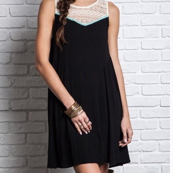 KORI America small boho flowy lace dress - Picture 1 of 9